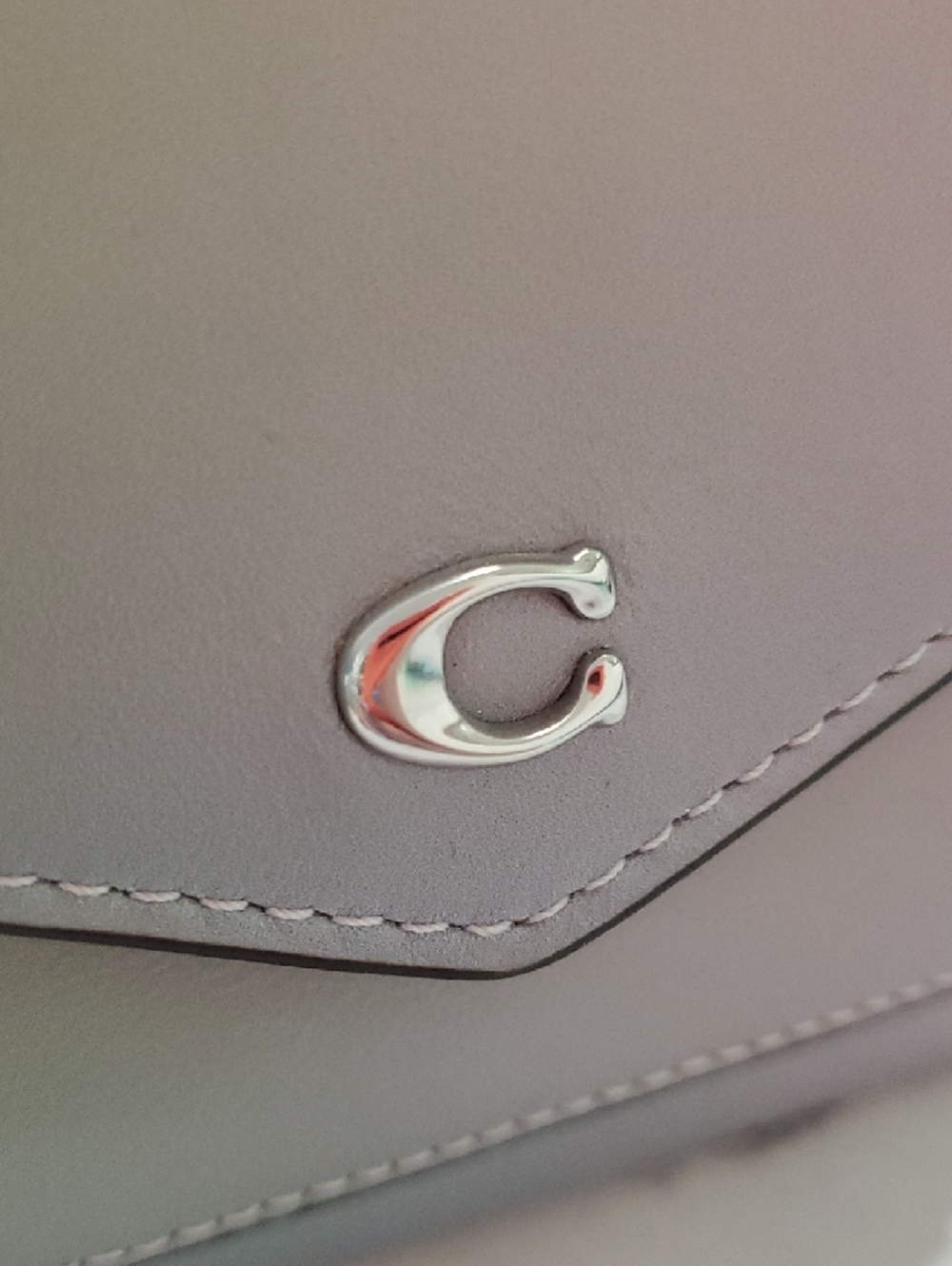 Coach Ombre Leather Wyn Small Wallet in the Pale Pistachio Multi colorway💗💙💚 - Picture 5 of 16